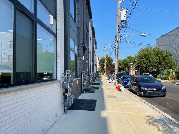 Building Photo - 514 W Montgomery Ave