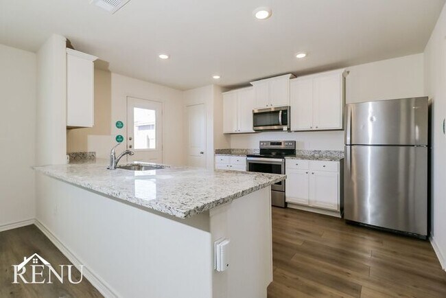 Foto del edificio - Coming Soon!