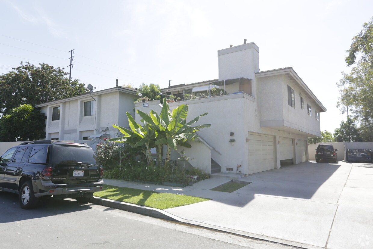 Primary Photo - 8472 Tamaru Dr