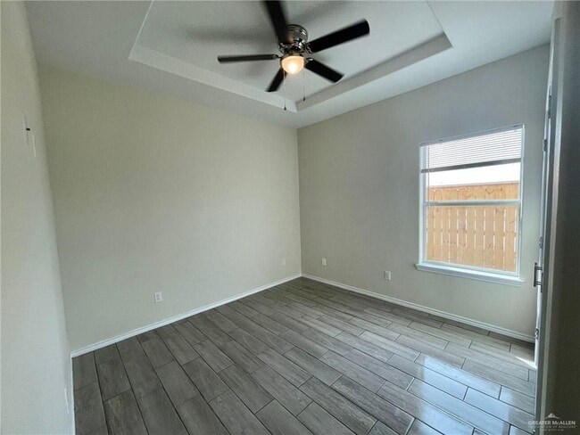 Foto del edificio - 5106 N Hiawatha Dr