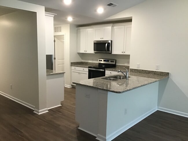 Building Photo - 995 Jt Westfield Dr