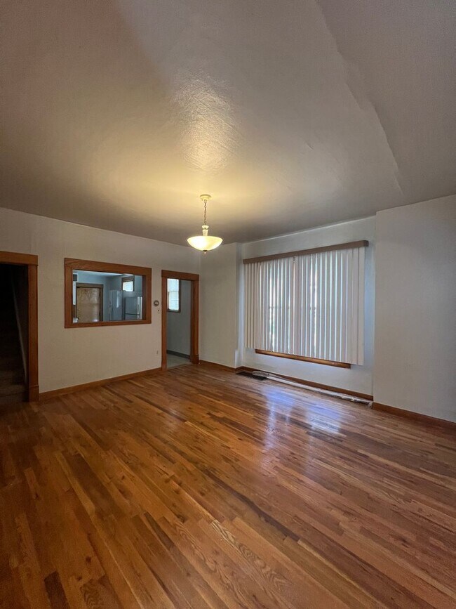 Foto del edificio - Charming 4 Bed 2 Bath in Gonzaga!!