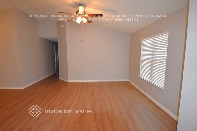 Foto del edificio - 130 Meadow Blvd