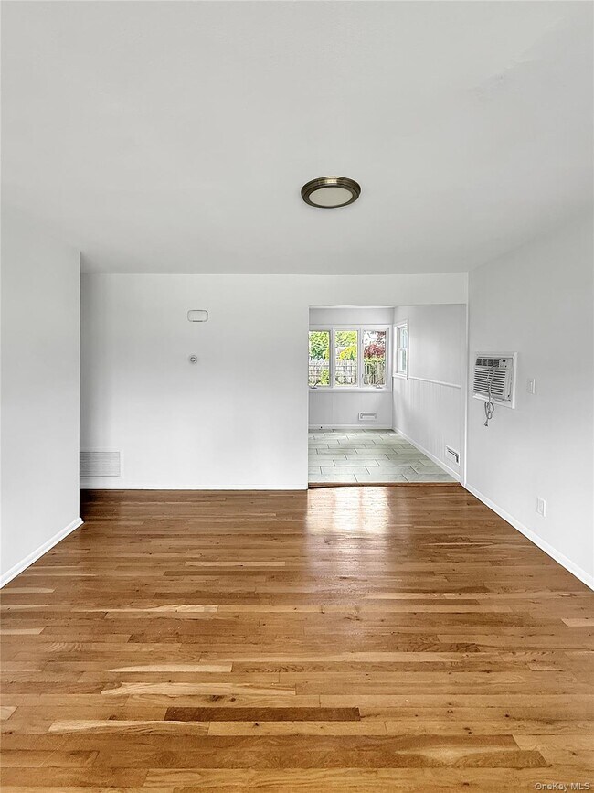 Foto del edificio - 13 Winston Ln