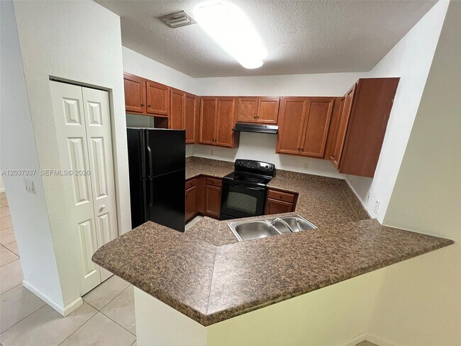 Foto del edificio - 27568 SW 143rd Ave