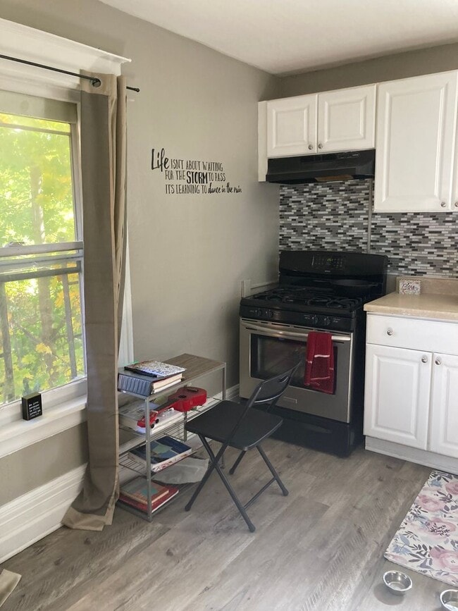 Foto del edificio - 391-393 Flower City Park