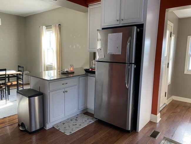 Foto del edificio - 3318 Tyler St NE