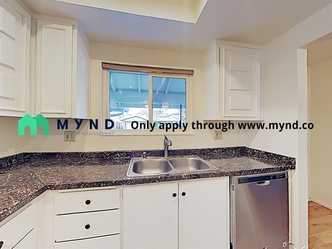 Building Photo - 3 br, 2 bath House - 3656 Darwin Dr
