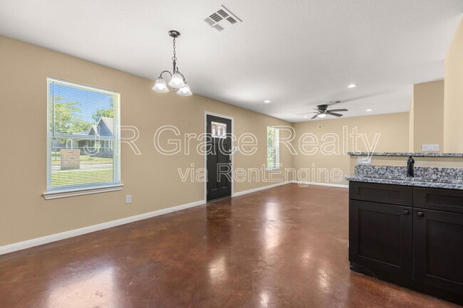 Building Photo - 1515 Trice Ave