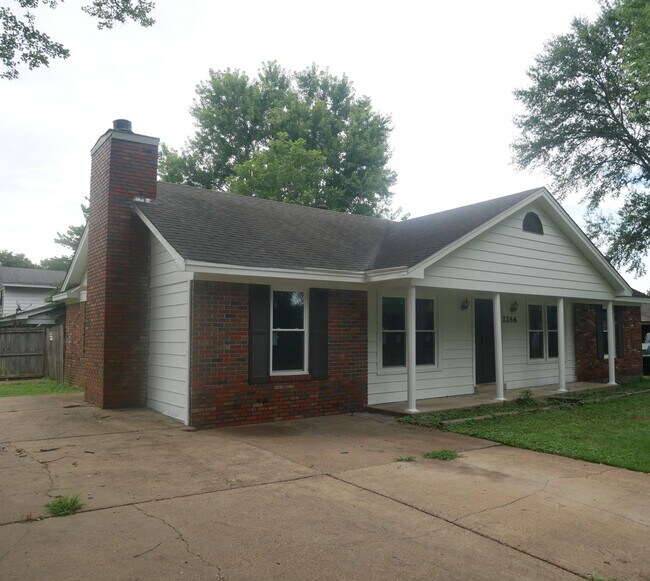 Foto del edificio - 2266 Carrolton Cove