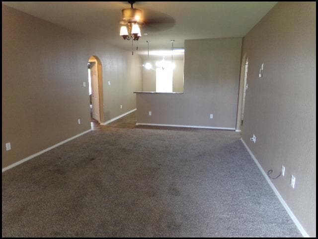 Building Photo - 2104 Fern Valley Dr