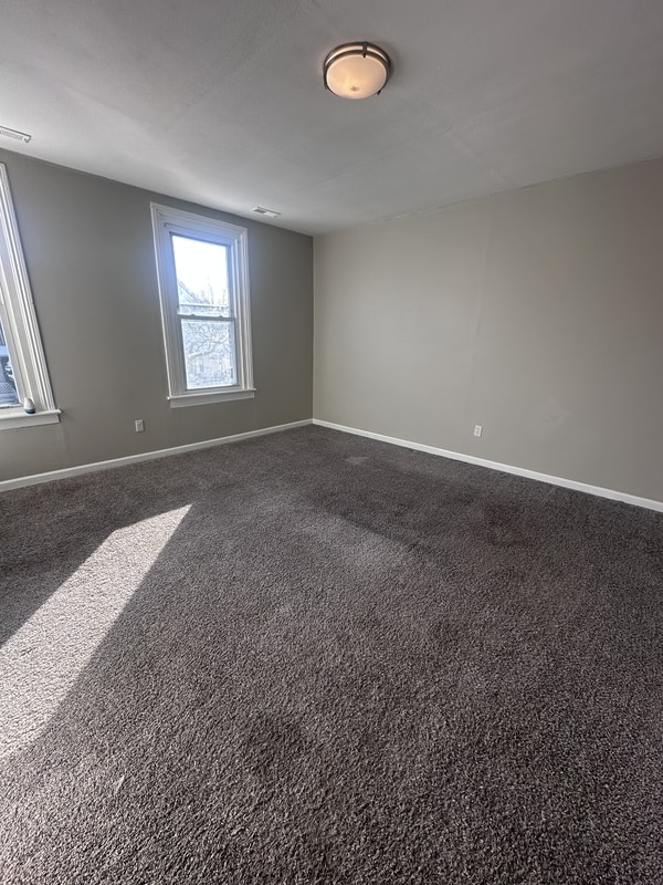 Building Photo - 7100 Lawn Ave