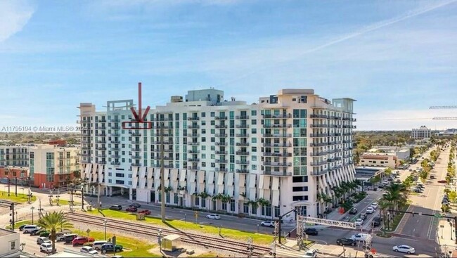 Foto del edificio - 140 S Dixie Hwy
