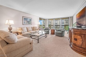 Building Photo - 4551 Gulf Shore Blvd N