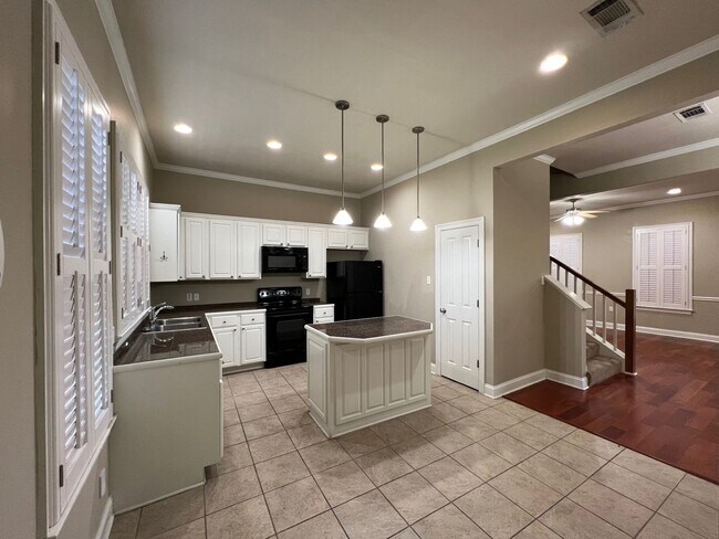 Foto del edificio - 1319 Bromley Park Dr