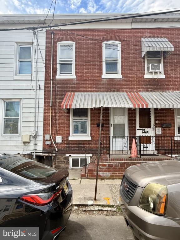 Building Photo - 163 Tremont St