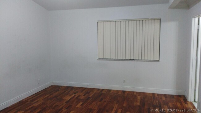 Foto del edificio - 8107 Big Pine Way