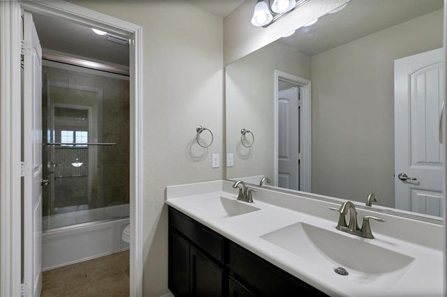 Foto del edificio - 11824 Kurth Dr