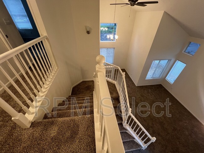 Foto del edificio - 8365 Bull Mountain Cir