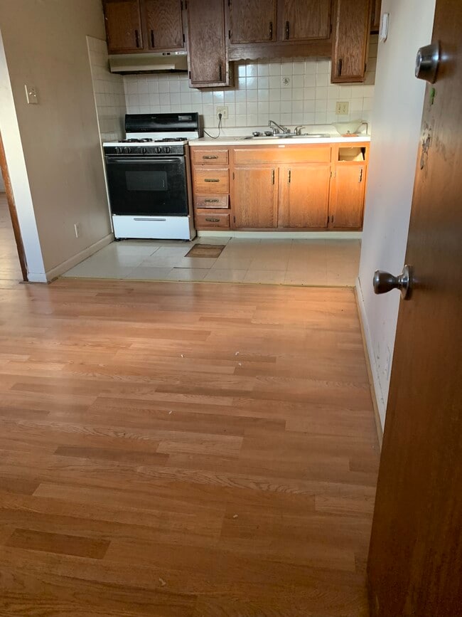 Foto del edificio - 139 N Gallatin Ave