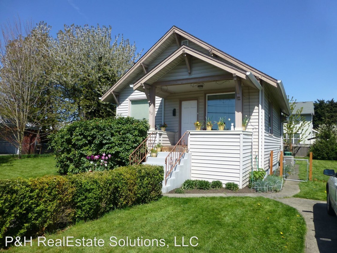Foto principal - 4 br, 3 bath House - 312 S Tobin St