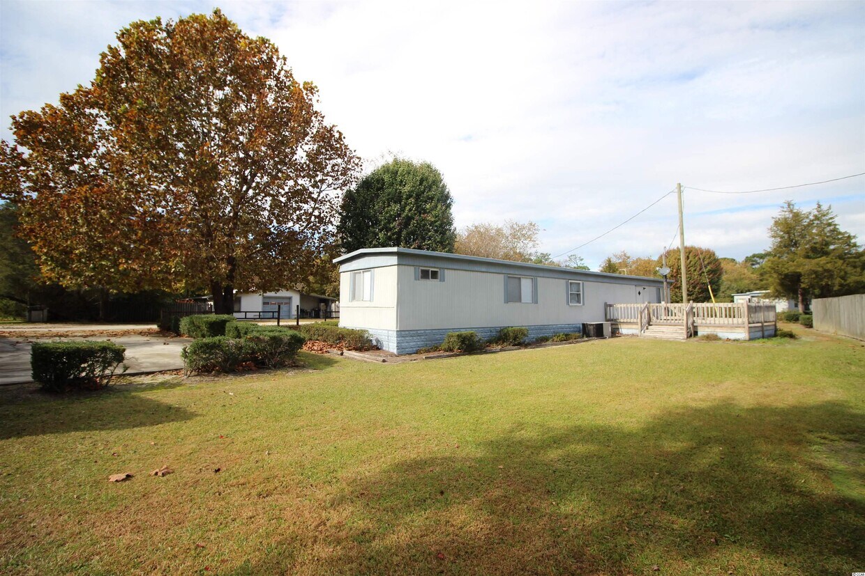 Primary Photo - 1815 Cactus Dr