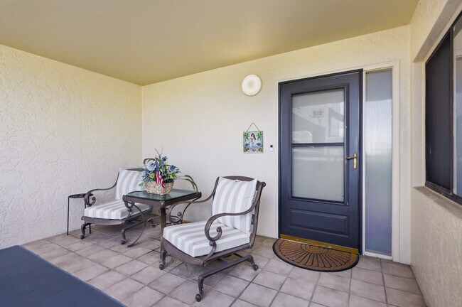 Foto del edificio - 835 S Osprey Ave