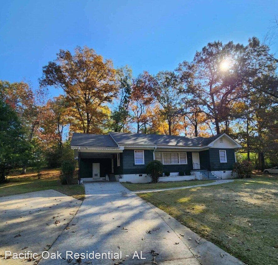 2 br, 1.5 bath House 1809 4th St NW House Rental in Center Point