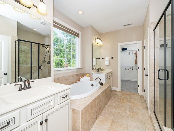 Building Photo - Build Equity While Leasing - Lease and Own...