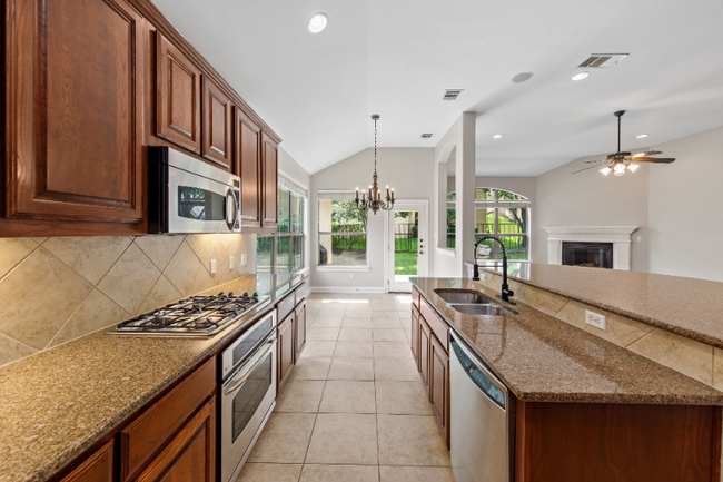 Foto del edificio - 11709 Woodland Hills Trail
