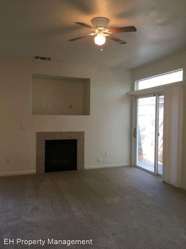 Building Photo - 4 br, 2.5 bath House - 449 Dragonfly Cir
