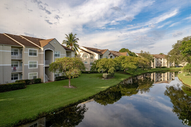 Legado con vista al lago - Legacy Lakeview