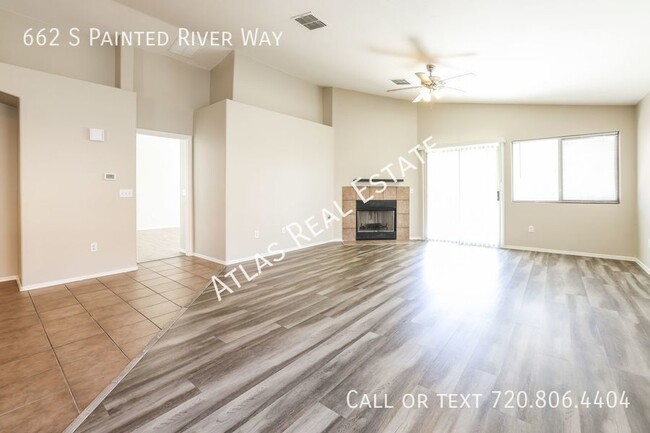 Building Photo - Three Bedroom Corona De Tucson | 2 WEEKS F...