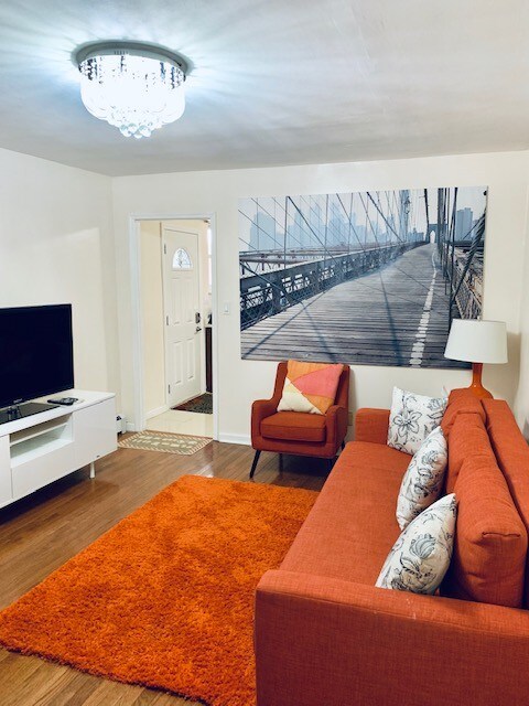 Living room - 2739 Morgan Ave