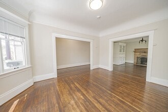 Building Photo - 38 Glen Ave