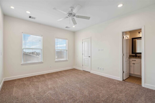 Foto del edificio - 5402 Jonathan Ln