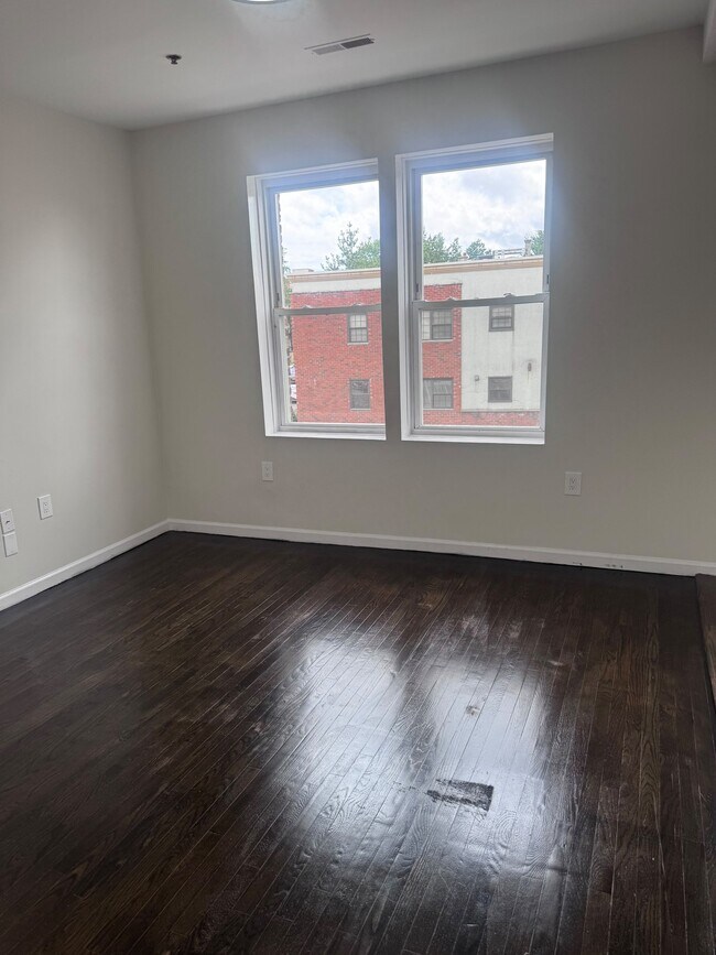 Foto del edificio - 167 N Grove St