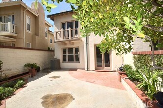 Building Photo - 2517 Tequestra