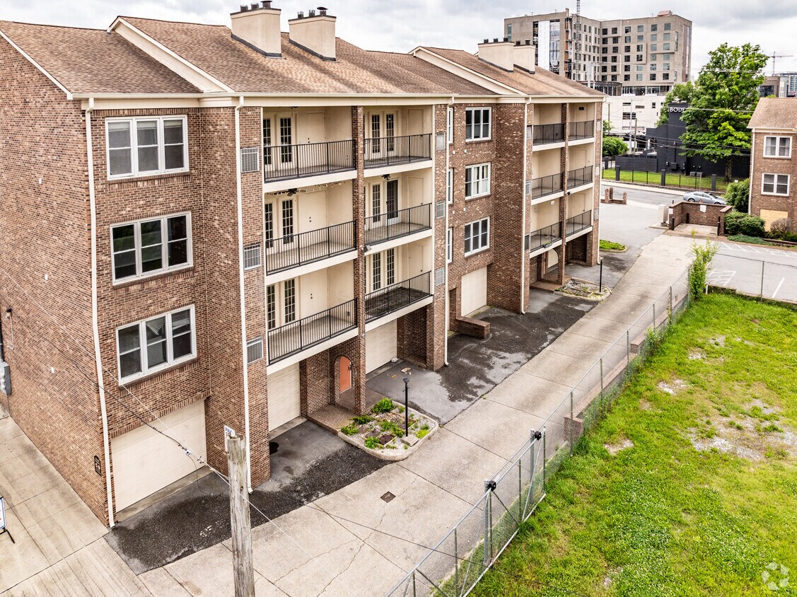 Building Photo - Rutledge Terrace Condos