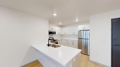 Kitchen - Jefferson Reserve Apartments