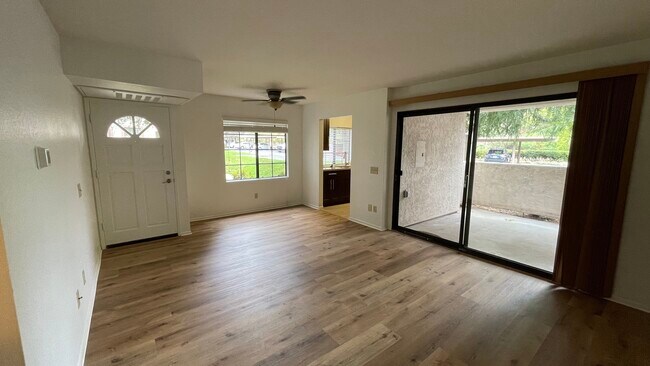 Living Room - 13005 Wimberly Sq