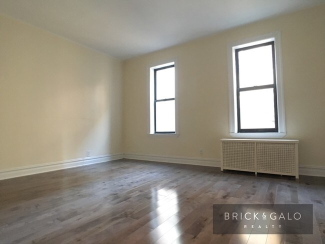 Building Photo - 789 St Marks Ave