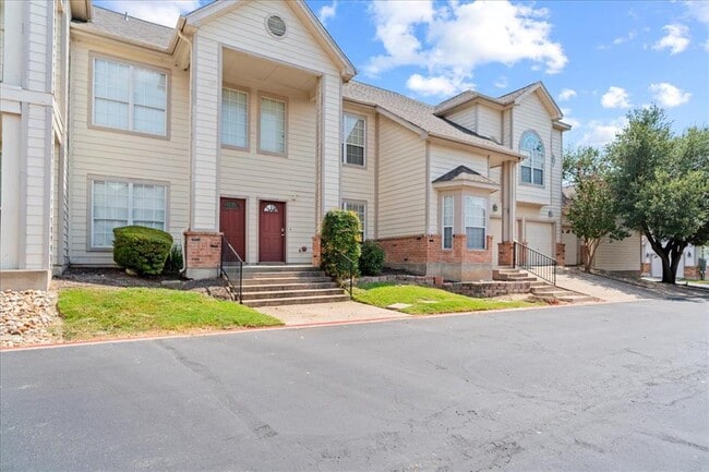 Foto del edificio - 12205 Abbey Glen Ln