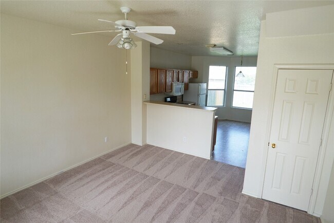 Foto del edificio - 2818 Southampton Way