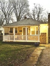 Building Photo - 161 Bosstick Ave