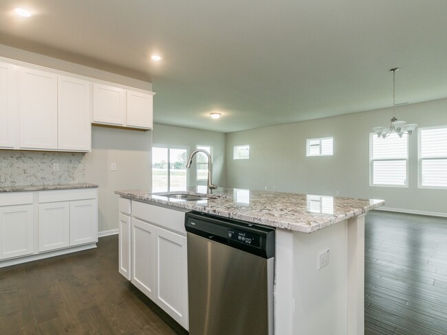Kitchen - 116 Boone Lake Way