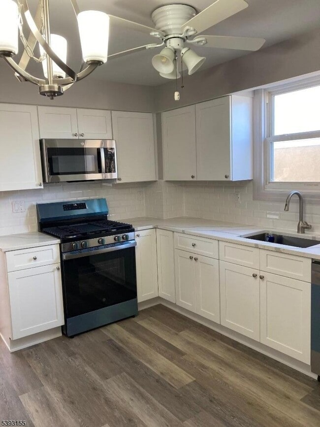 Building Photo - 9 Enoch St