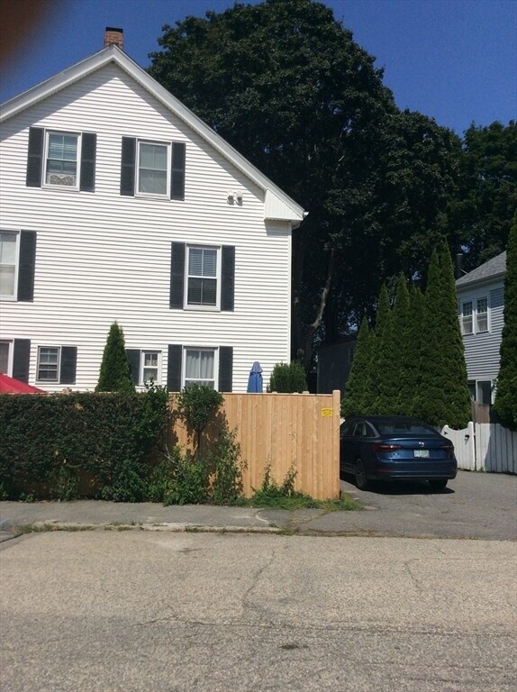 Foto principal - 4 Greenleaf St