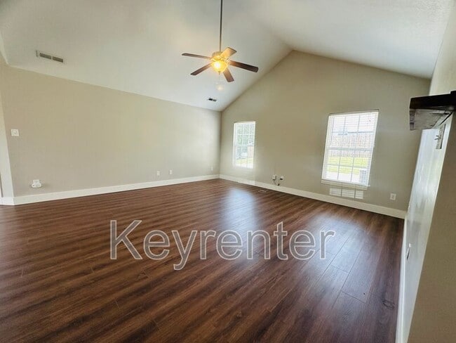 Building Photo - 5330 Blue Star Dr