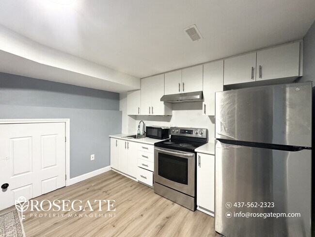 Building Photo - Bright 2-Bedroom Basement Apartment in Brampton | 750 sq ft + Parking